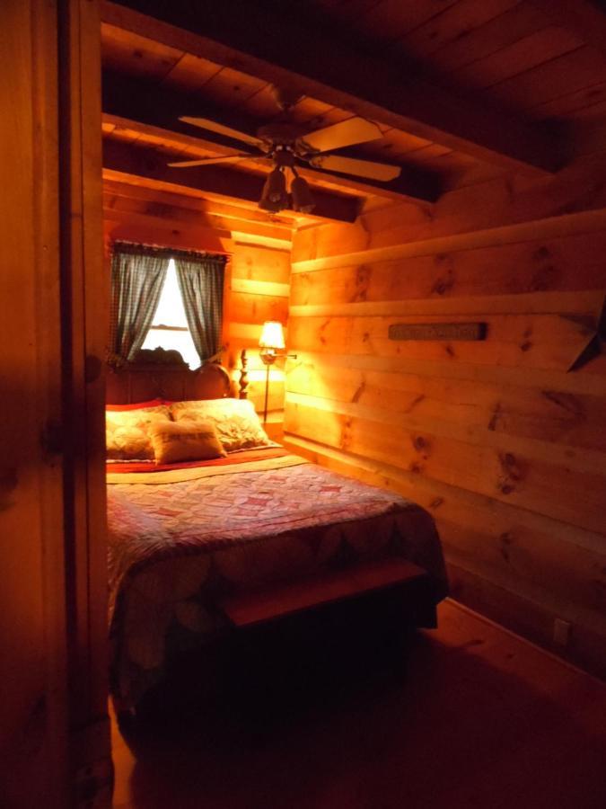 Fiddlers Roost B&B Cabins Galax Buitenkant foto