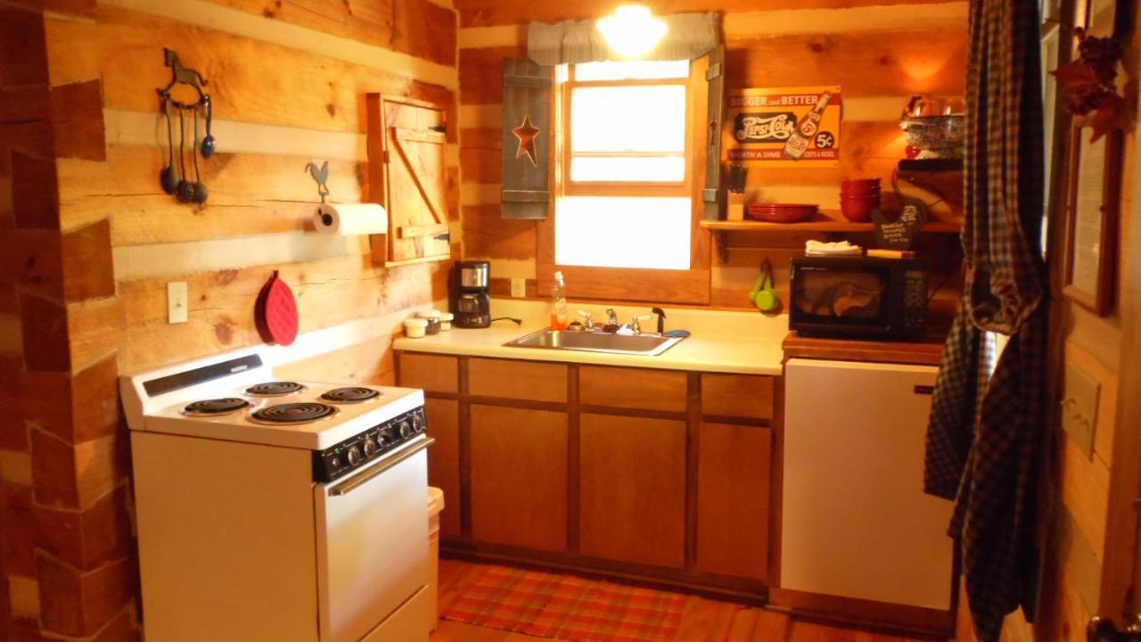 Fiddlers Roost B&B Cabins Galax Buitenkant foto